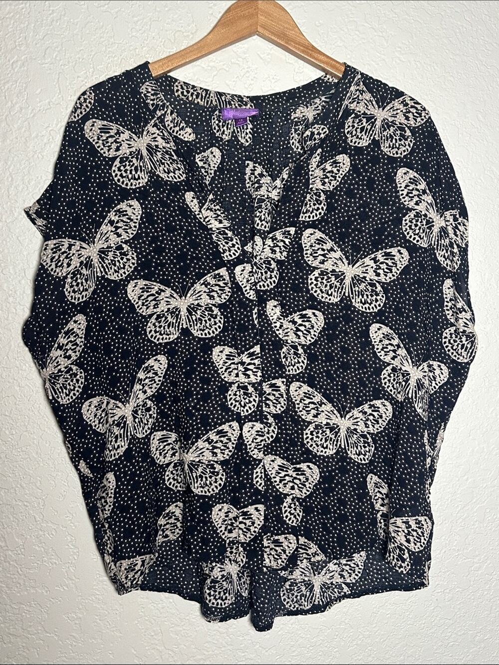 Hale Bob Navy Blue Top Butterfly Print 1X Summer Lightweight Whimsical Vacation